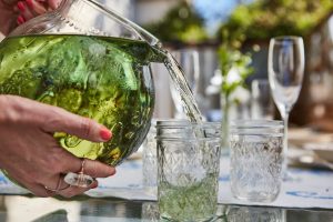 How to | Glowing and Hydrated skin | Food & Travel | Healthy Living with Candice | Discover Out Loud